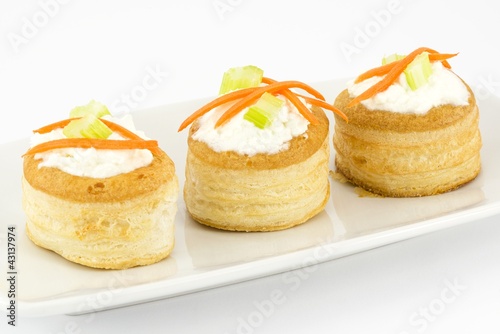 vol au vents with cream cheese