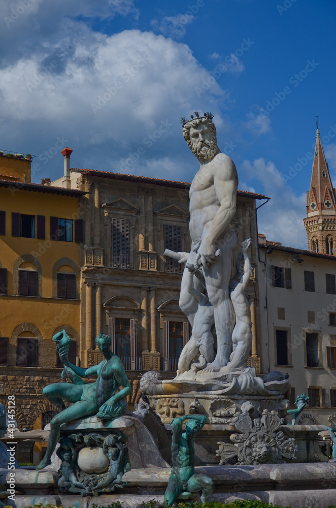 Firenze- fontana del nettuno 2