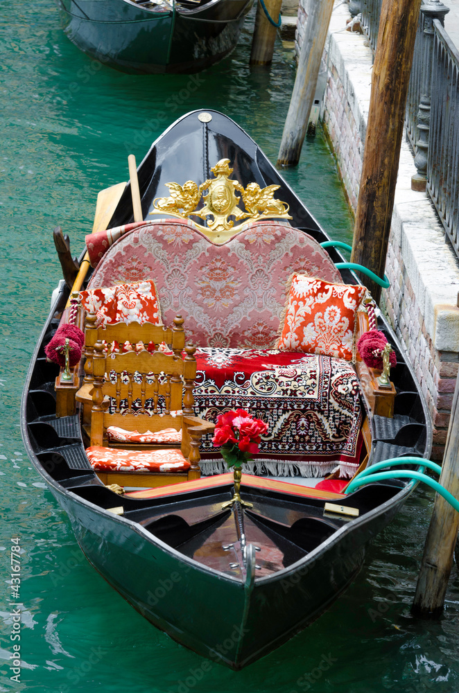 coloured boat in Venezia