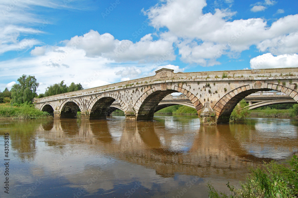 Fototapeta premium atcham bridge