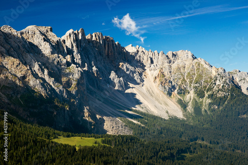 Latemarmassiv, Dolomiten photo