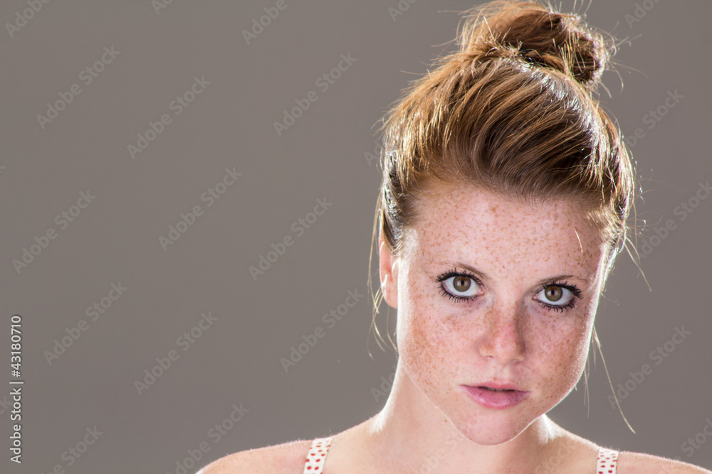 Beautiful girl at home, with sensual gaze