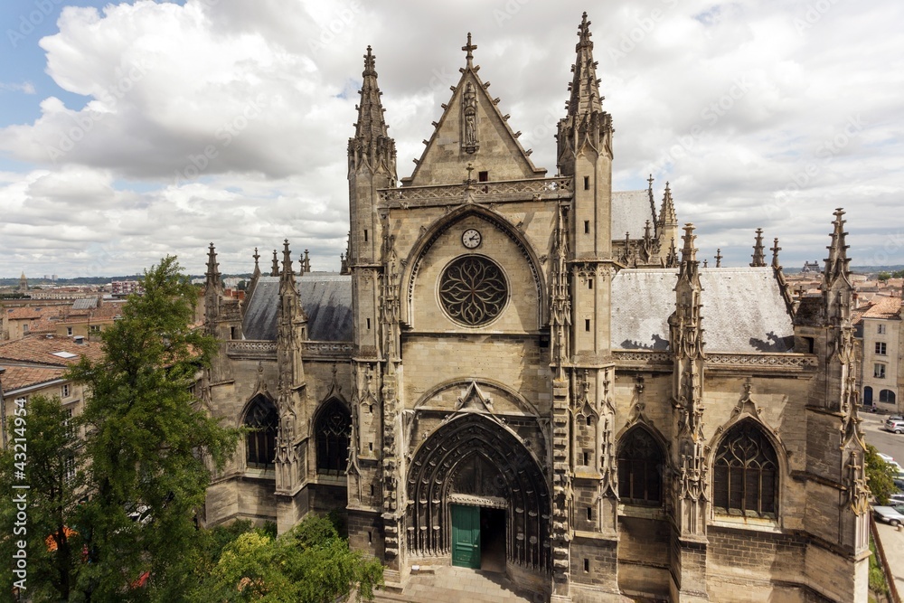 Fototapeta premium Bordeaux Saint Michel cathedral