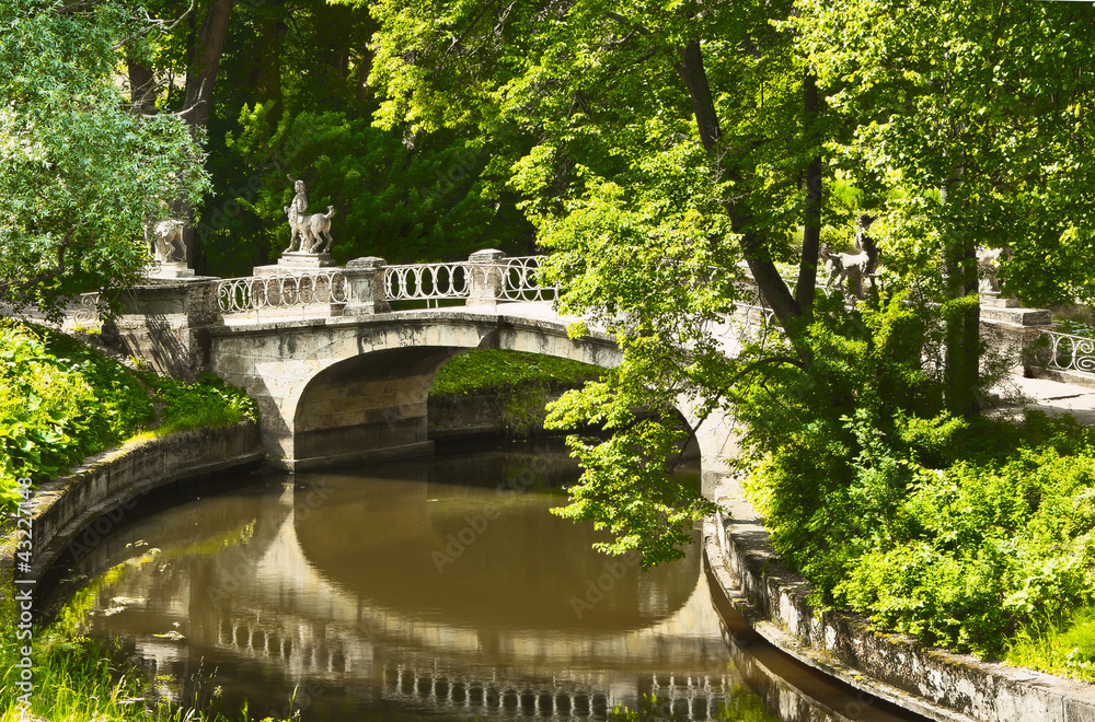 Fototapeta premium Centaurs Bridge in Pavlovsk near St.Petersburg. Russia