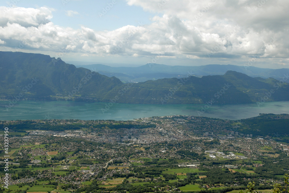 Vue aérienne d'Aix les bains Vue aérienne d'Aix les bains