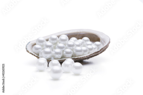 Perlen in einer Muschel