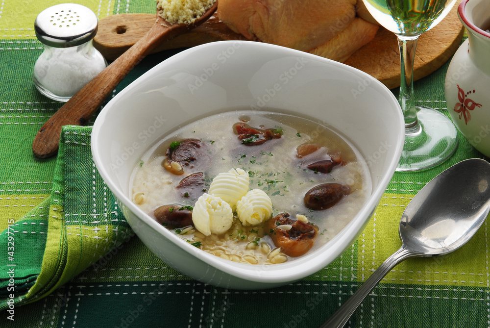 Sopa de hígado 간장의 수프 Soupe du foie Soup of the liver Stock Photo
