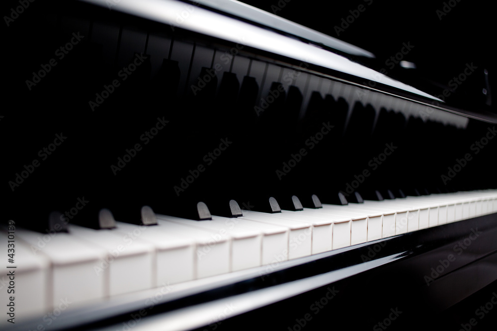 Obraz premium klasyczny fortepian z bliska