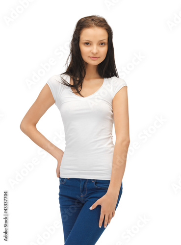 smiling teenage girl in blank white t-shirt © Syda Productions