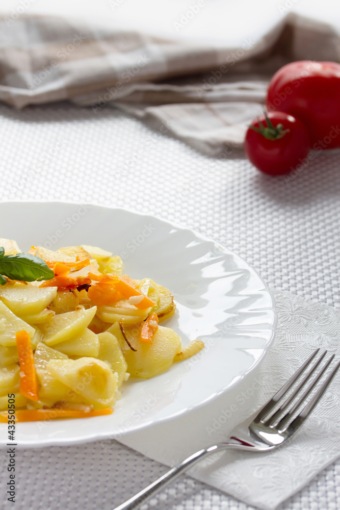 Fried potatoes with vegetables Fried potatoes with vegetables