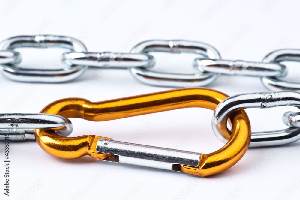 Fototapeta premium clip golden mountain, joining the two ends of a string
