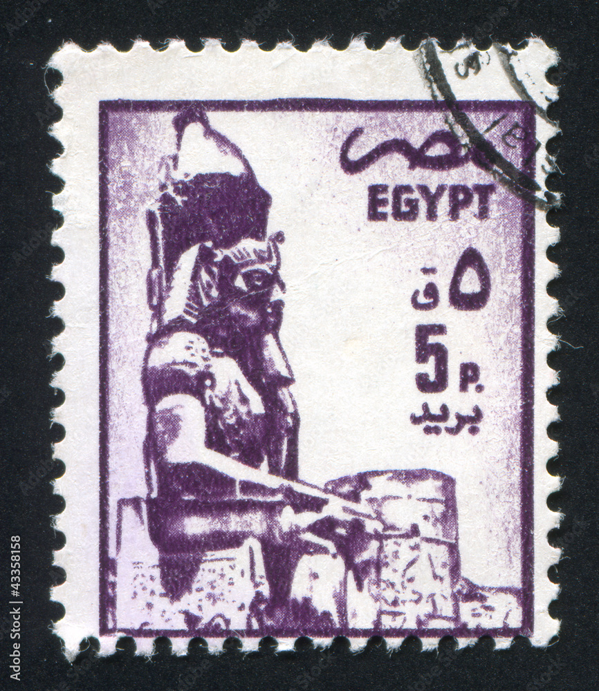 statue of Pharaoh