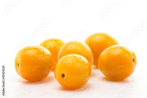 Tomates cherry amarillos