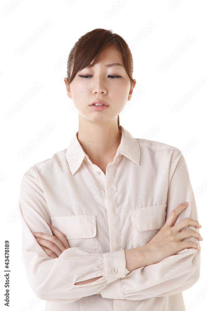 考える女性 考える女性