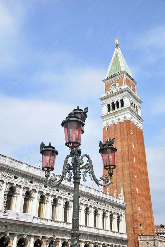 Fototapeta premium Venice, Piazza san Marco Campanile