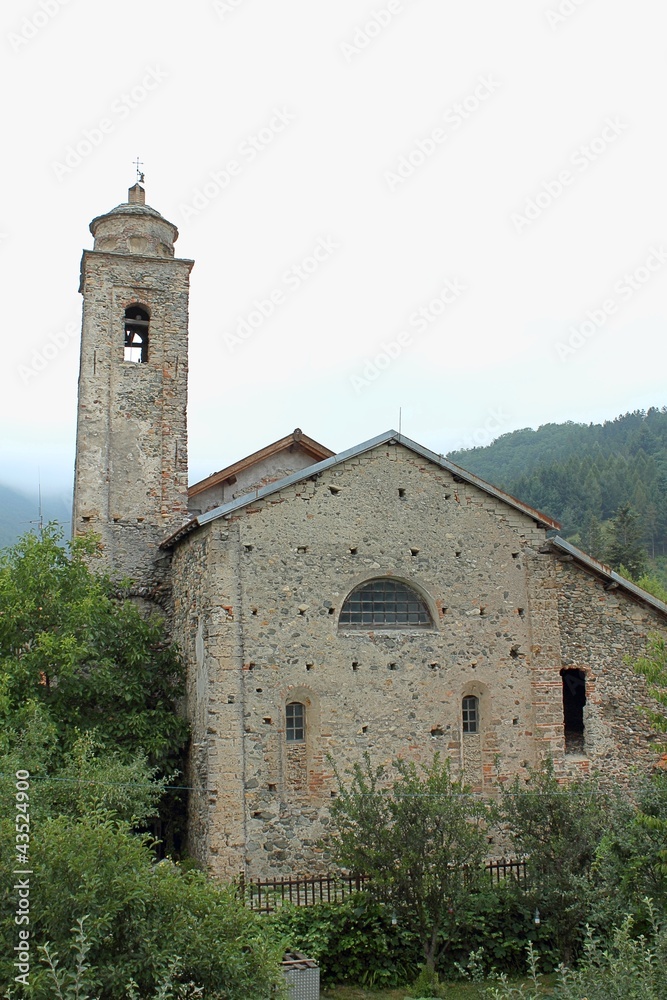 old church in Calizzano