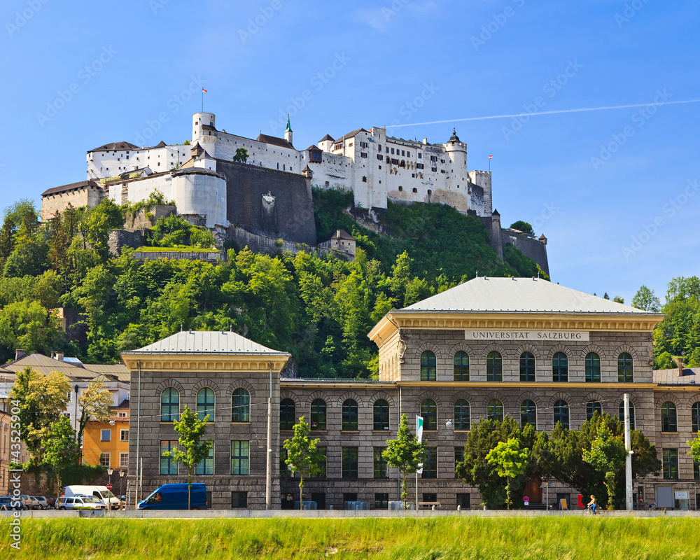 Naklejka premium University and Hohensalzburg Fortress, Salzburg