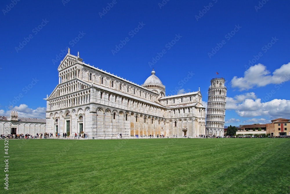 Pisa, Piazza dei miracoli, with the leaning tower