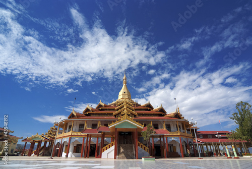 Paung Daw Oo Pagoda