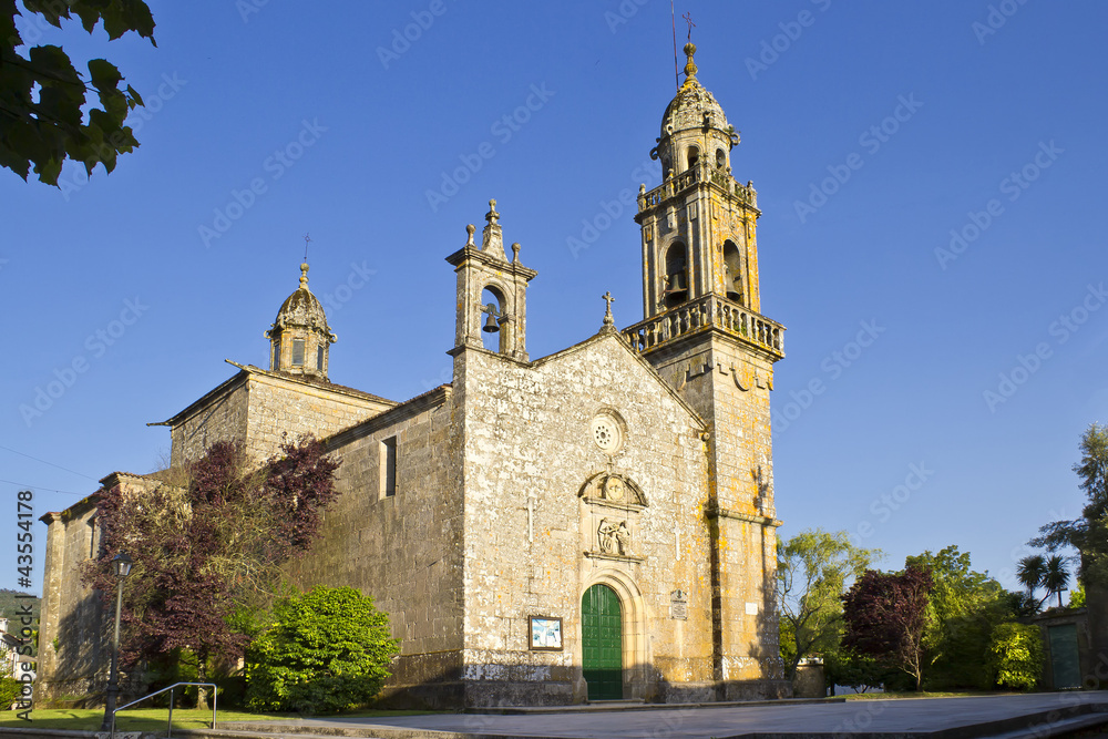 Iglesia parroquial de Cuntis