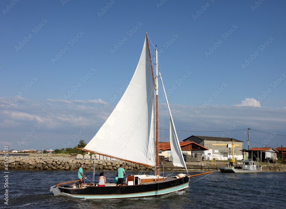 Obraz premium voilier ancien, vieux gréement, bassin d'arcachon