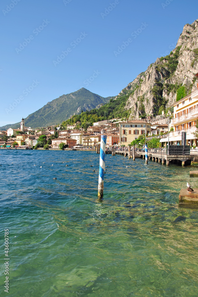 der beliebte Touristenort Limone sul Garda am Gardasee