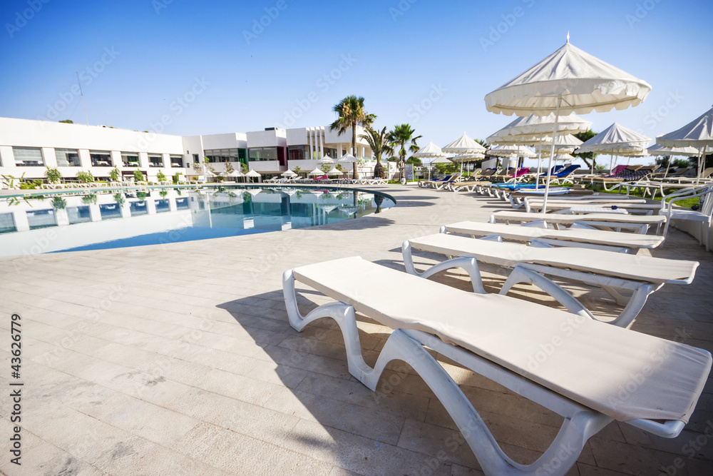 Fototapeta premium Swimming pool of luxury hotel, Tunisia.