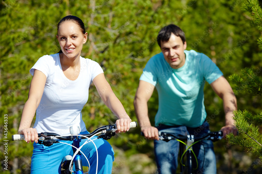 Obraz premium Cycling couple