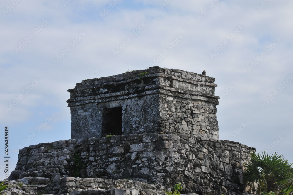 Maya Ruins at Tulum Maya Ruins at Tulum