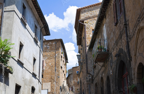 Fototapeta Naklejka Na Ścianę i Meble -  Alleyway. Orvieto. Umbria. Italy.