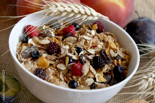 muesli breakfast rich in fiber photo