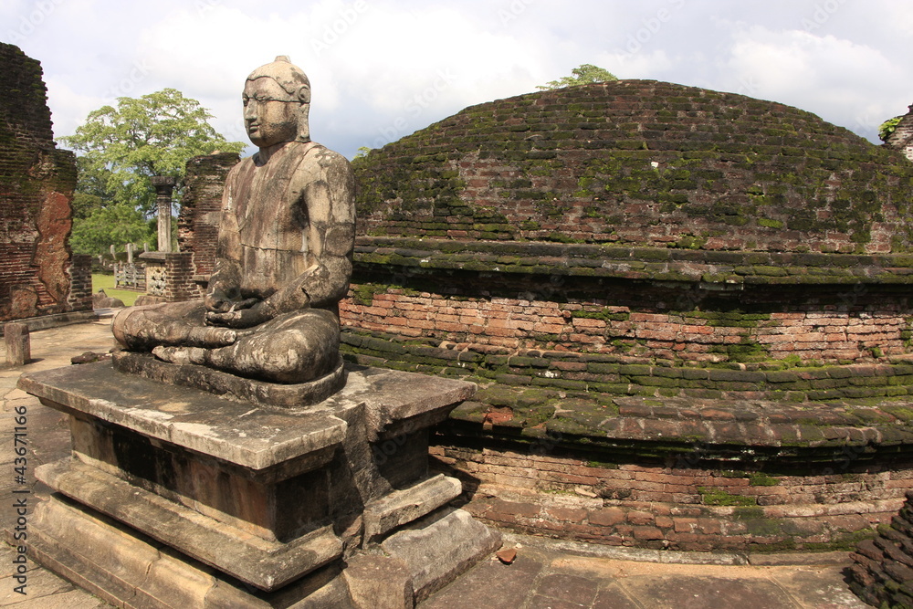 Statue of Buddha in ancient temple, Polonnaruwa, Sri Lanka Statue of Buddha in ancient temple, Polonnaruwa, Sri Lanka