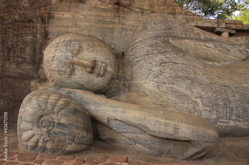 Canvas Print Portrait of reclining Buddha, Polonnaruwa, Sri Lanka