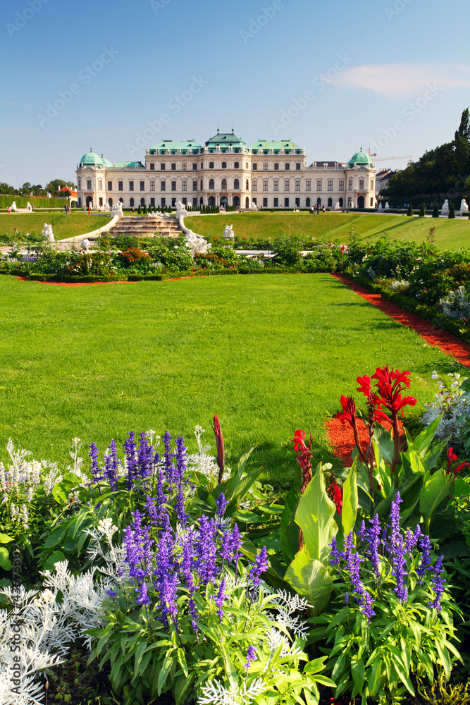 Vienna - Belvedere Palace with flowers - Austria - obrazy, fototapety, plakaty 