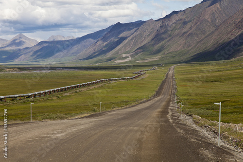 alaska pipeline and the Dalton Road