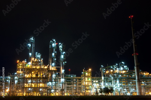 Night scene of chemical plant © supakitmod