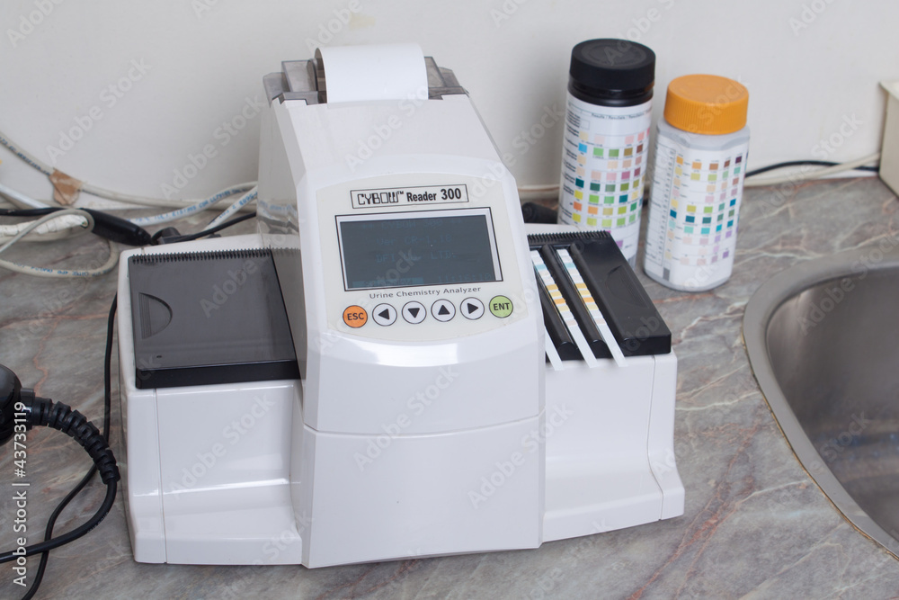 Lab analyzing equipment