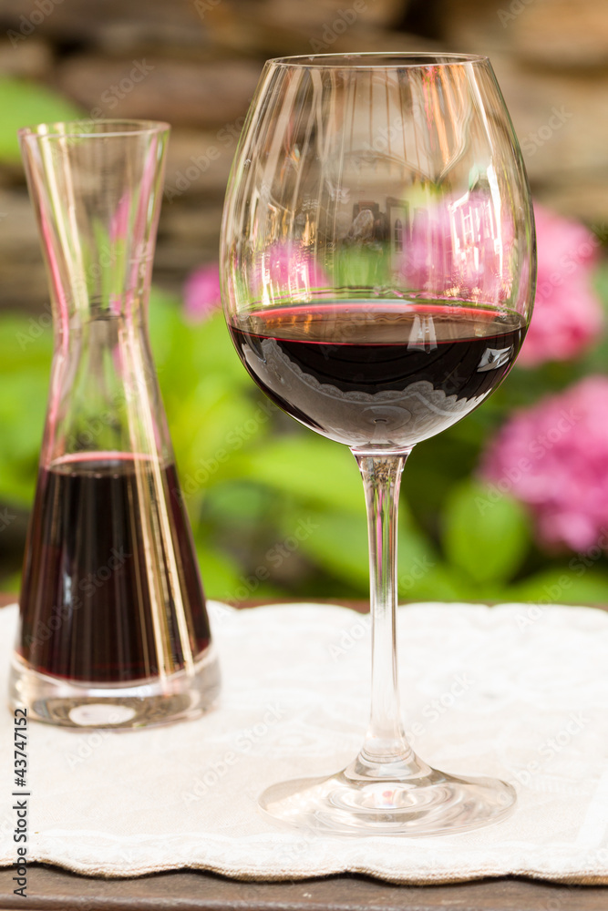 Naklejka premium Glas Rotwein