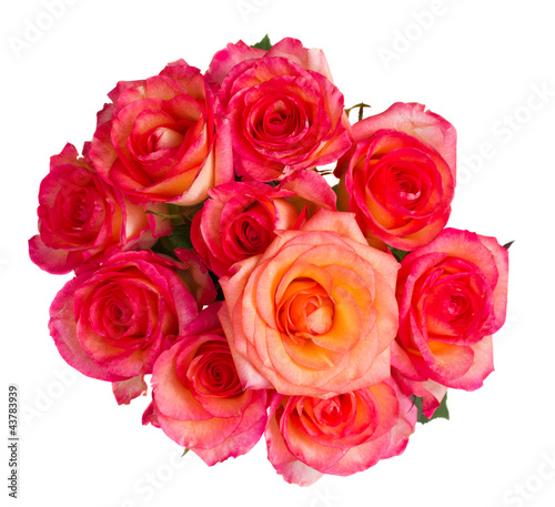 round bouquet of pink  roses