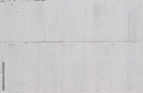 White cocrete wall photo