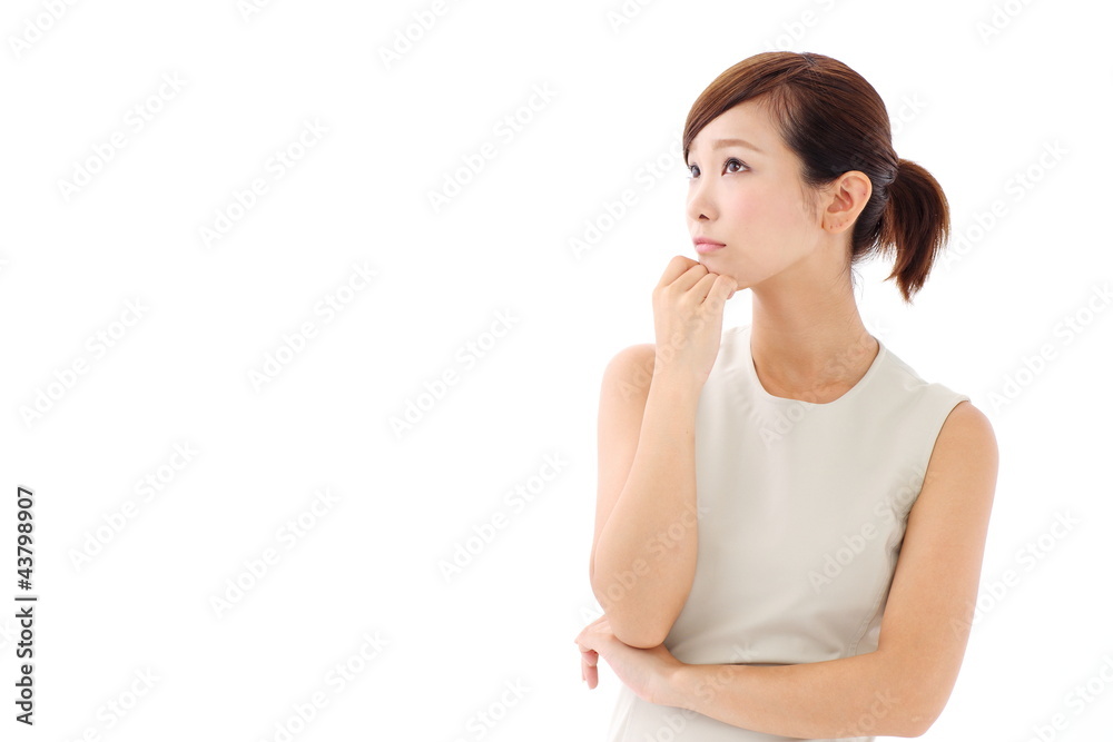 考える女性 考える女性