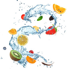 Küchenrückwand glas motiv Spritzendes Wasser Obst im Wasserspritzer über Weiß  © Lukas Gojda