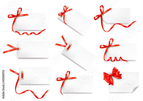 Set of card note with red gift bows with ribbons Vector