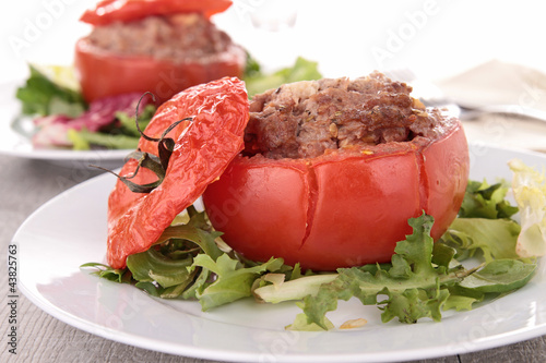 stuffed tomato with beef photo