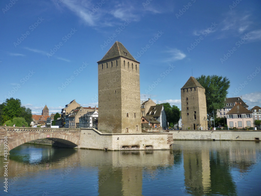 tours des ponts couverts de Strasbourg
