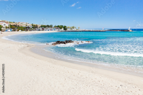 plage des Roches-Noires, Saint-Gilles, Réunion © Unclesam