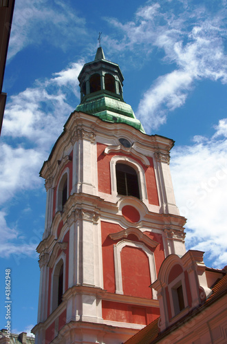 Wieża barokowego klasztoru w Poznaniu