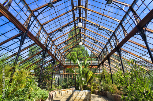 Botanical garden, Greenhouse