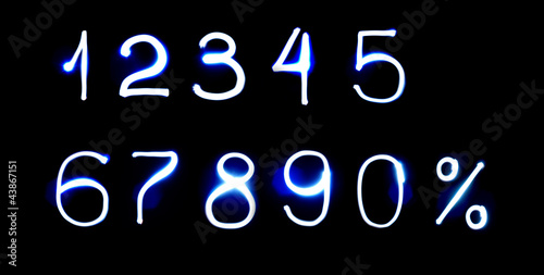 Obraz na płótnie All Numbers made from light w salonie