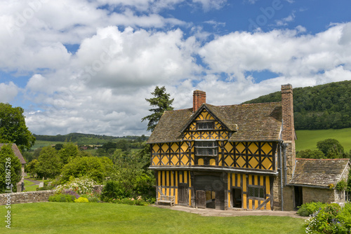 Canvas Print Gatehouse at Stokesay Castle, Shropshire, England